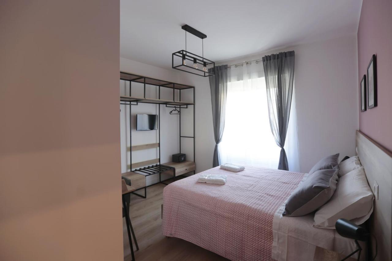 AnGiò holiday rooms Napoli Esterno foto