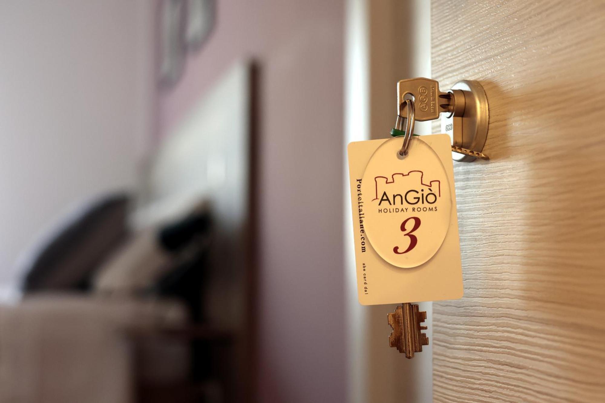 AnGiò holiday rooms Napoli Esterno foto
